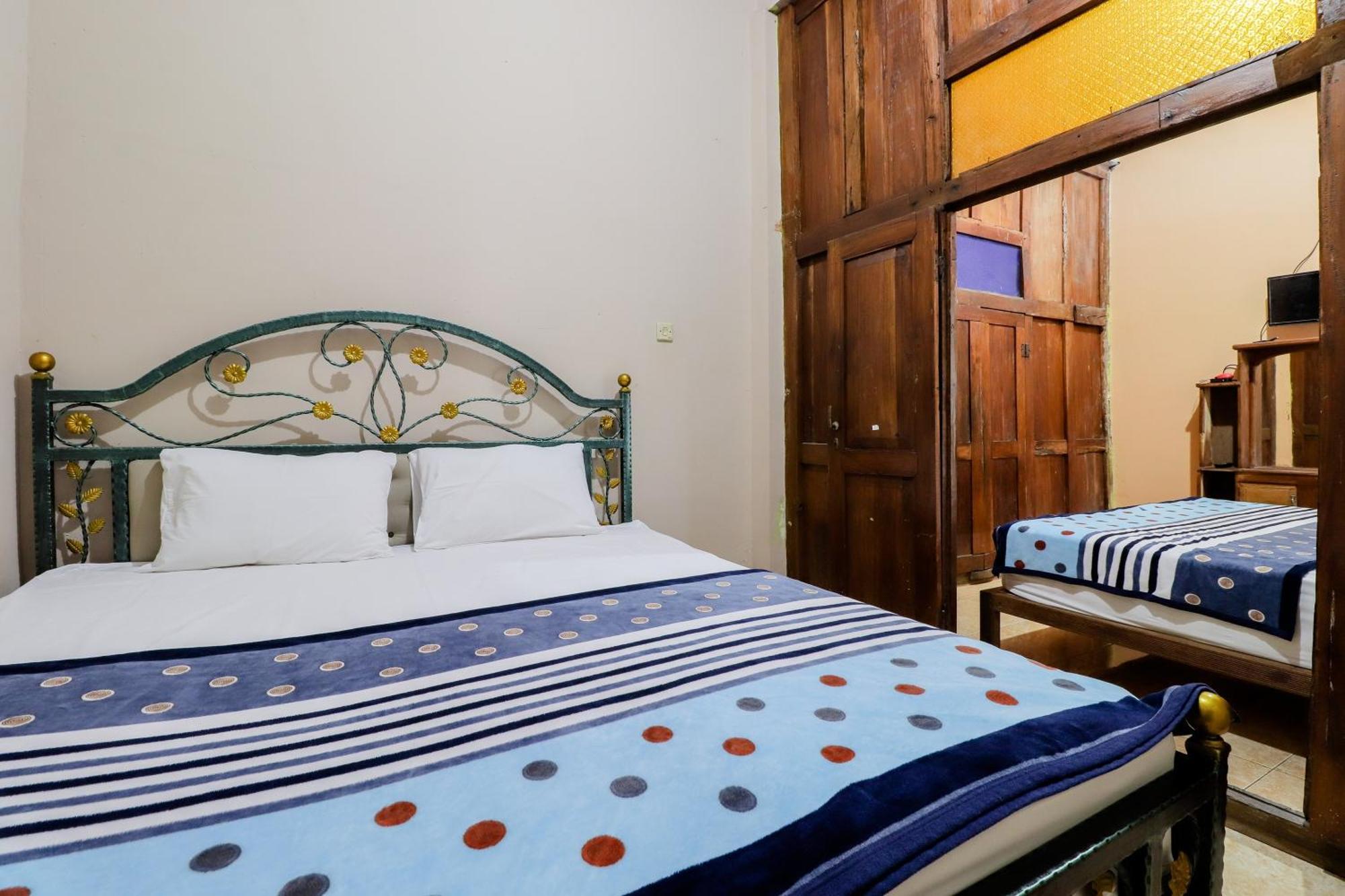 Nurudin House Apartamento Magelang Exterior foto