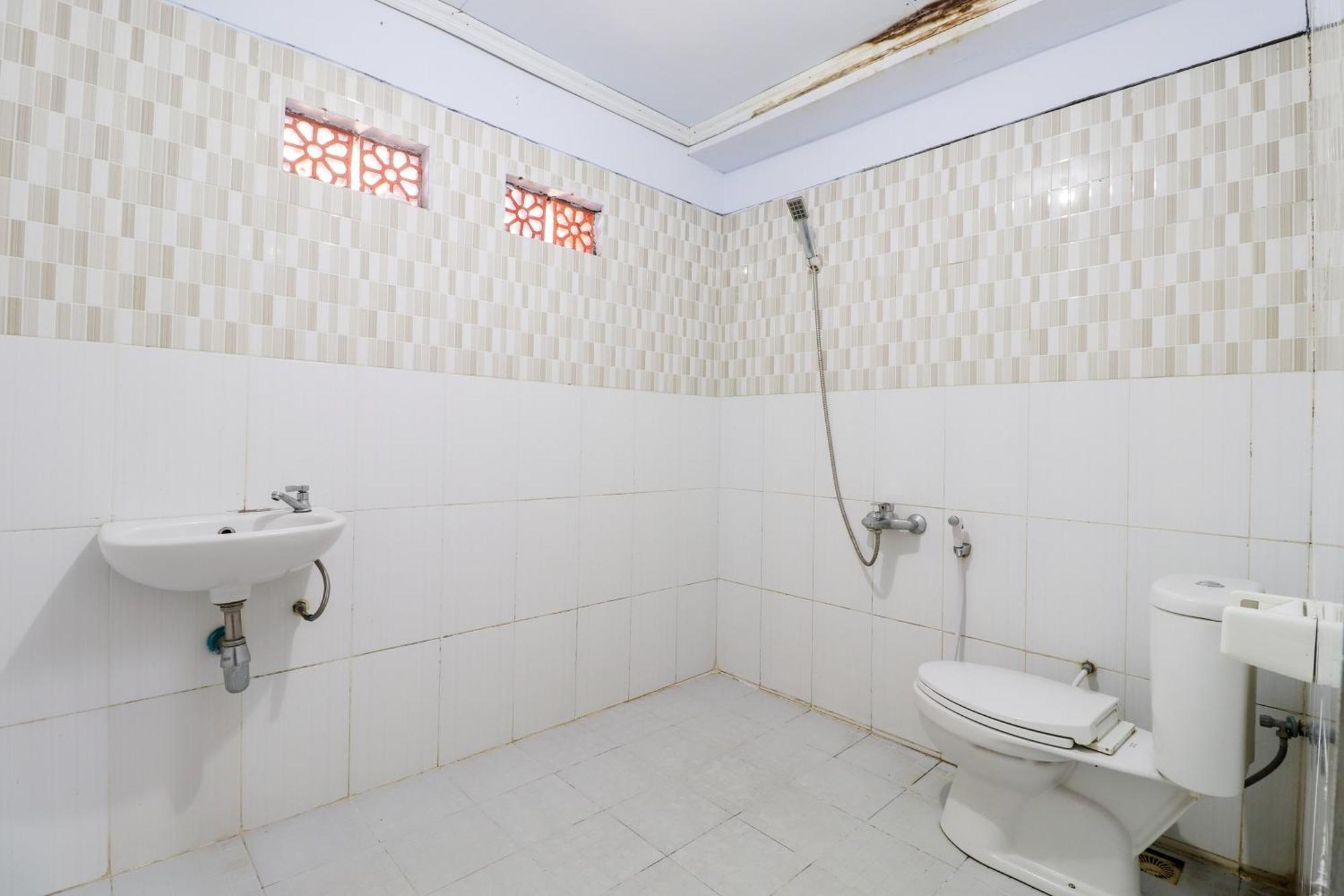 Nurudin House Apartamento Magelang Exterior foto
