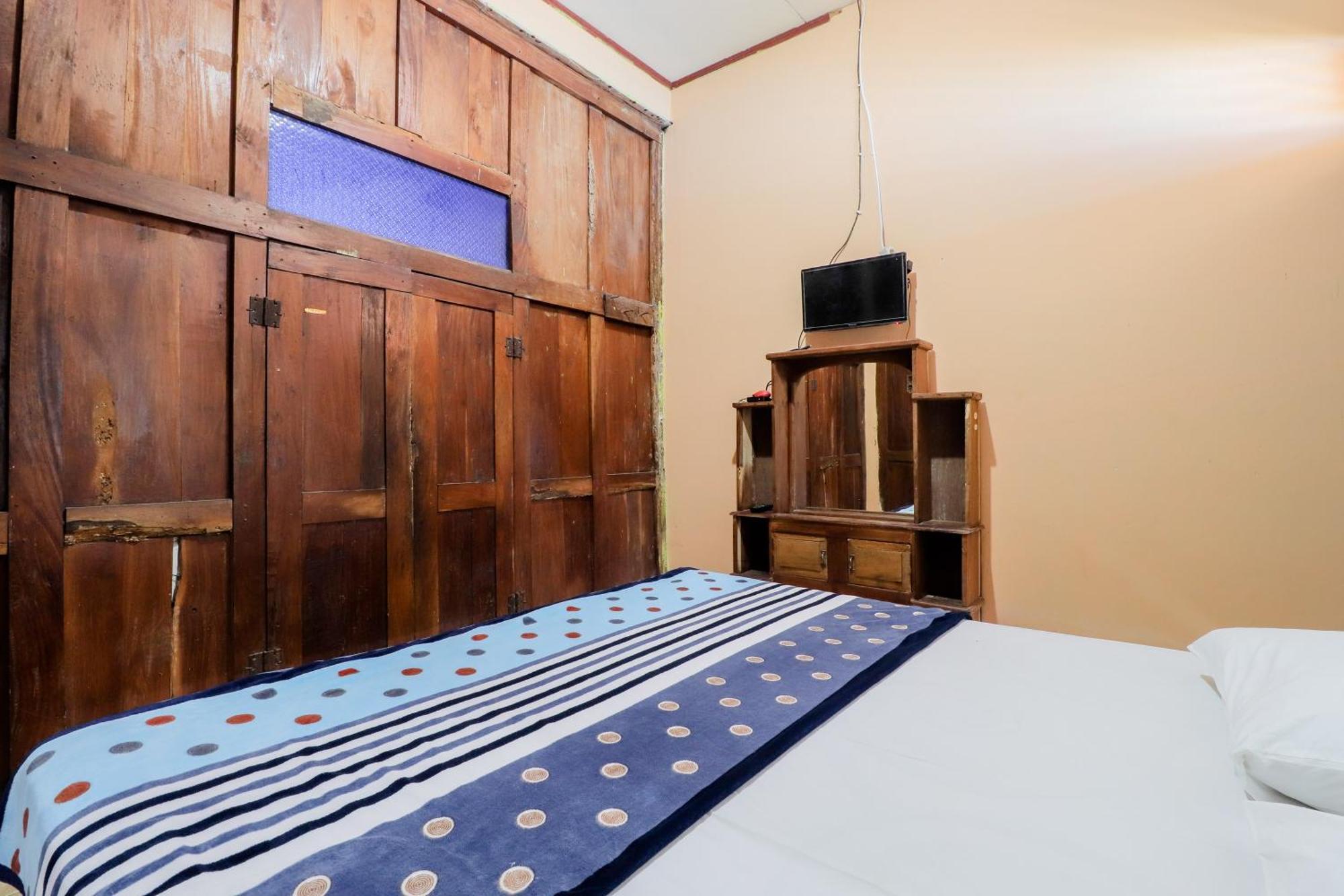 Nurudin House Apartamento Magelang Exterior foto