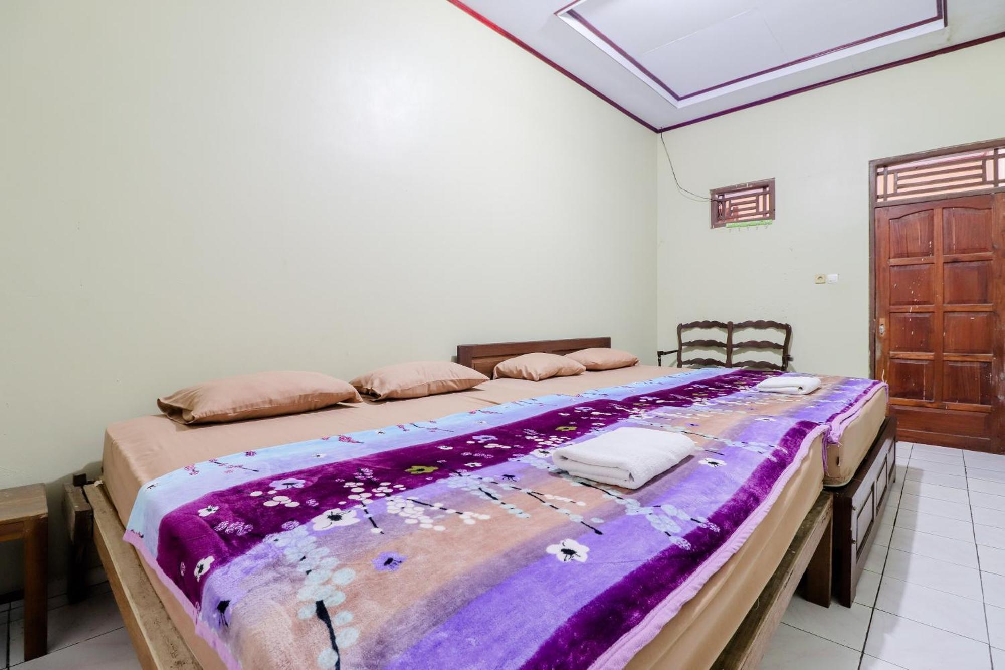 Nurudin House Apartamento Magelang Exterior foto