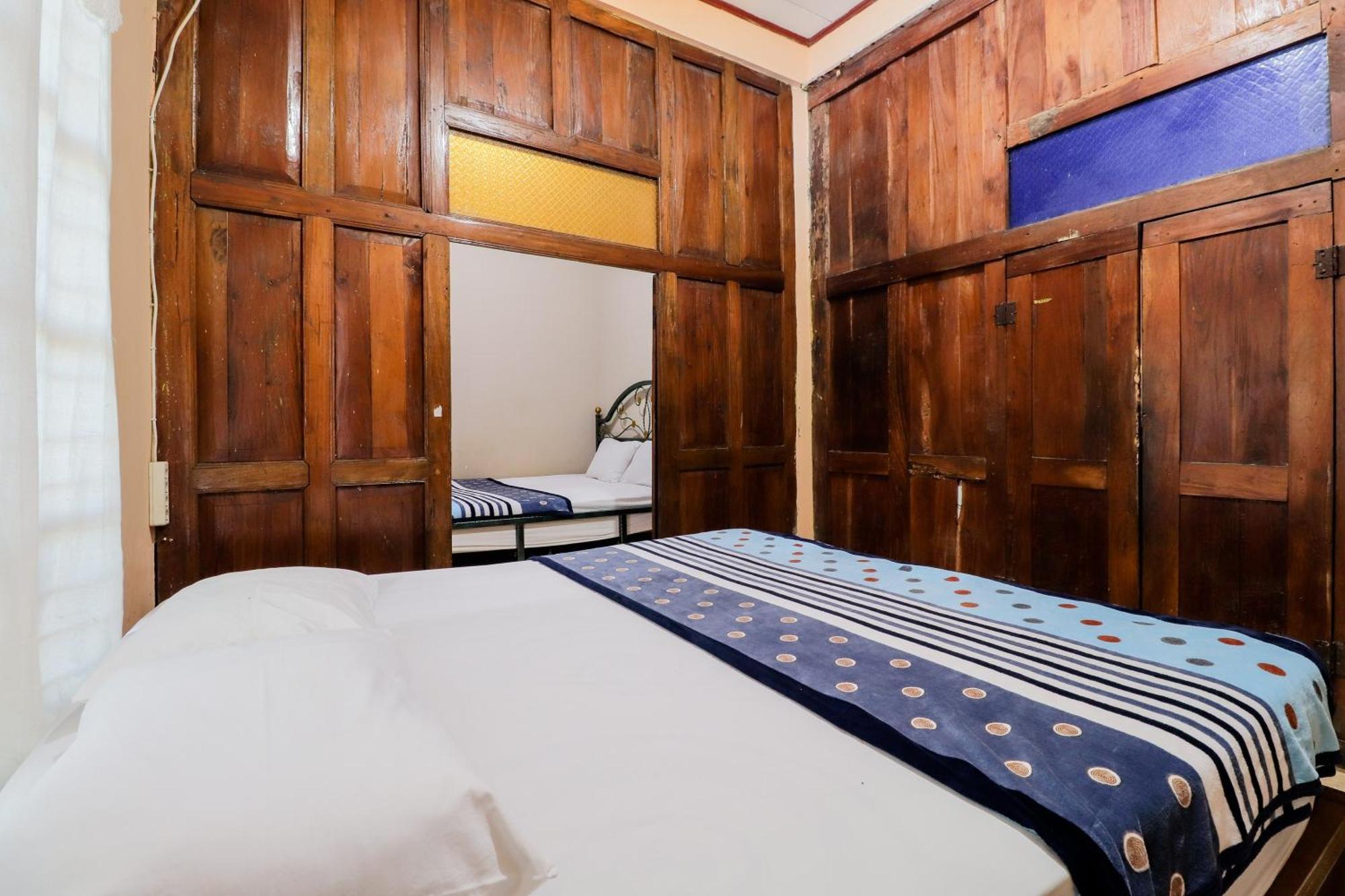 Nurudin House Apartamento Magelang Exterior foto