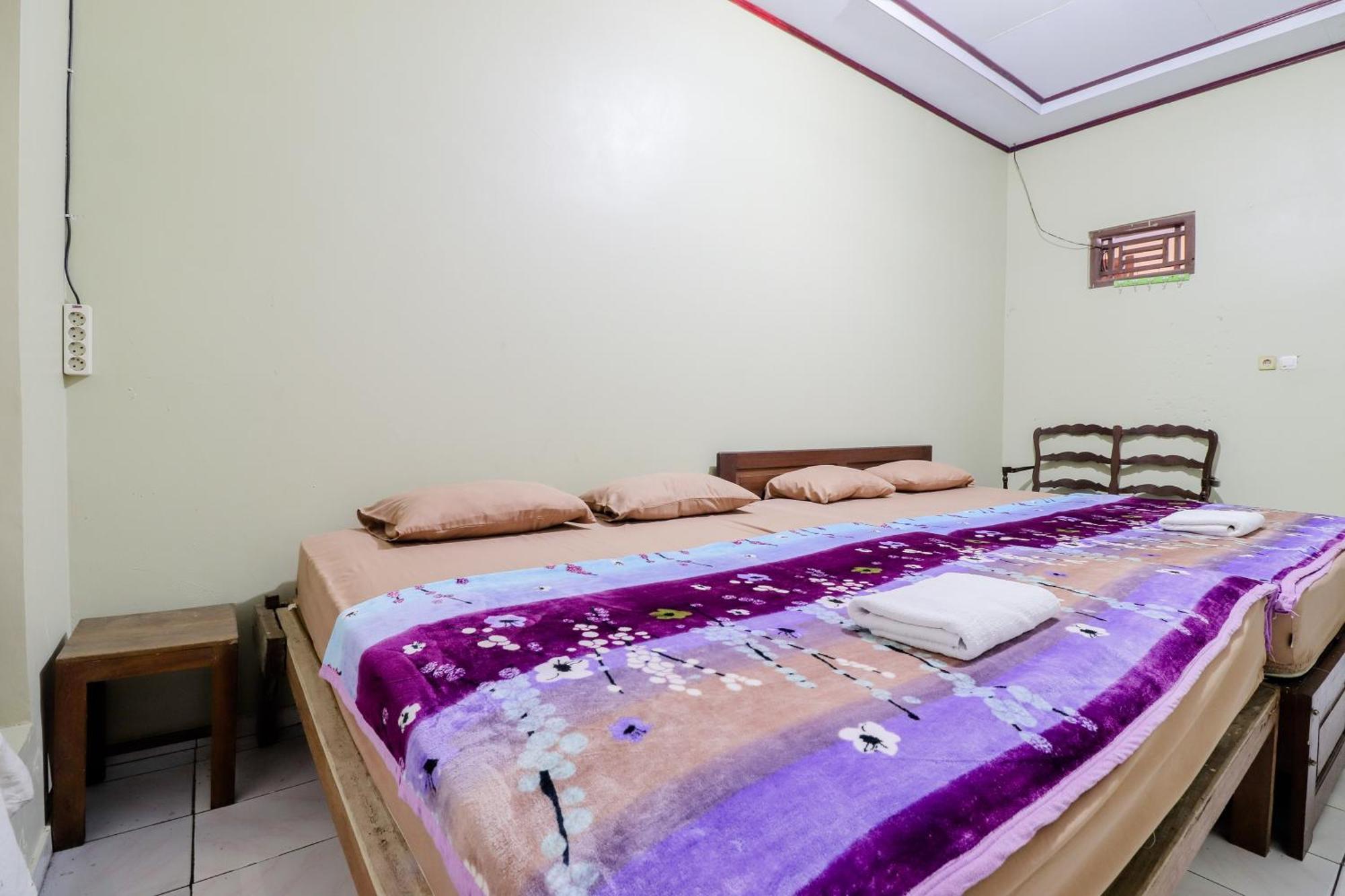 Nurudin House Apartamento Magelang Exterior foto