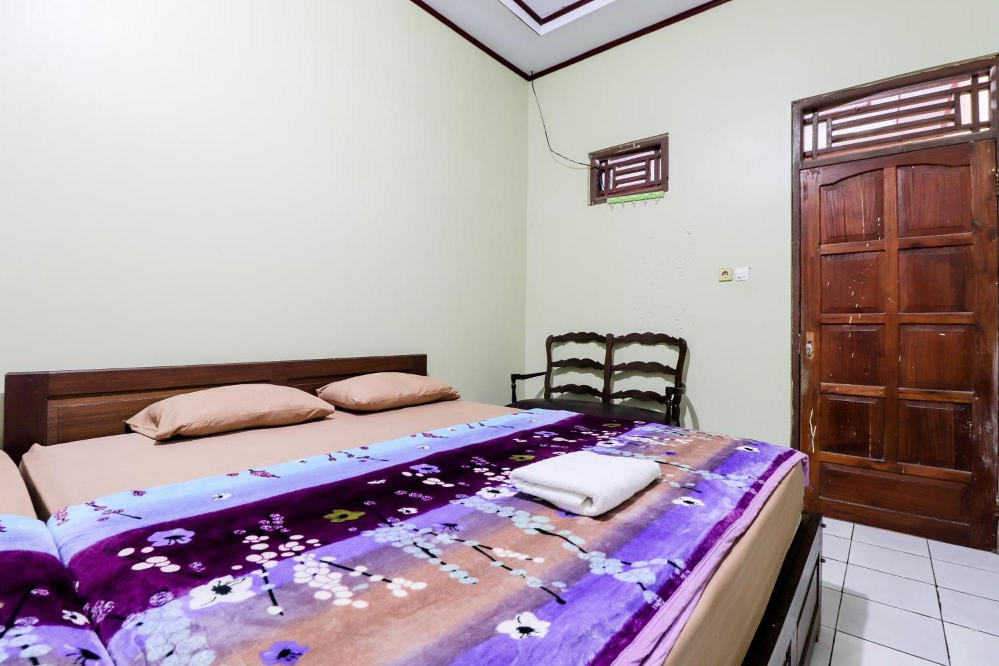 Nurudin House Apartamento Magelang Exterior foto