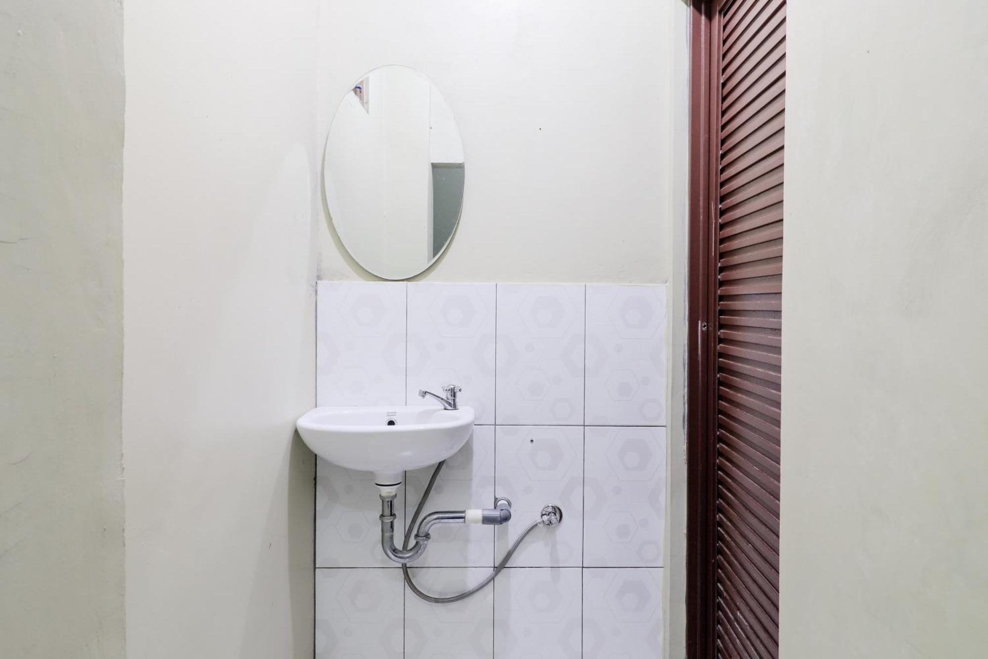 Nurudin House Apartamento Magelang Exterior foto