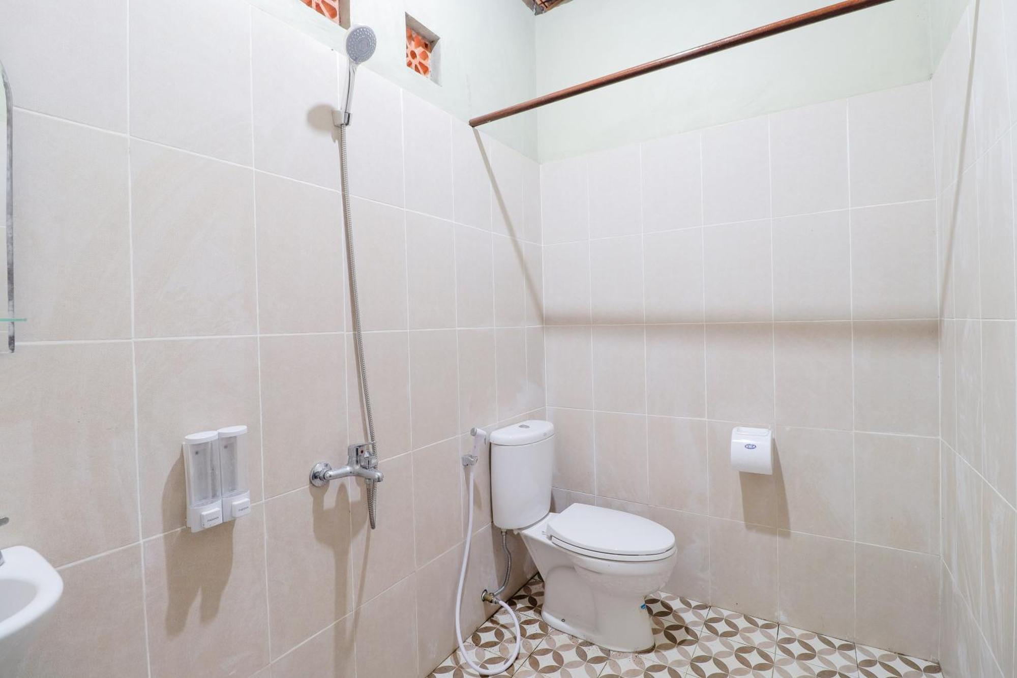 Nurudin House Apartamento Magelang Exterior foto