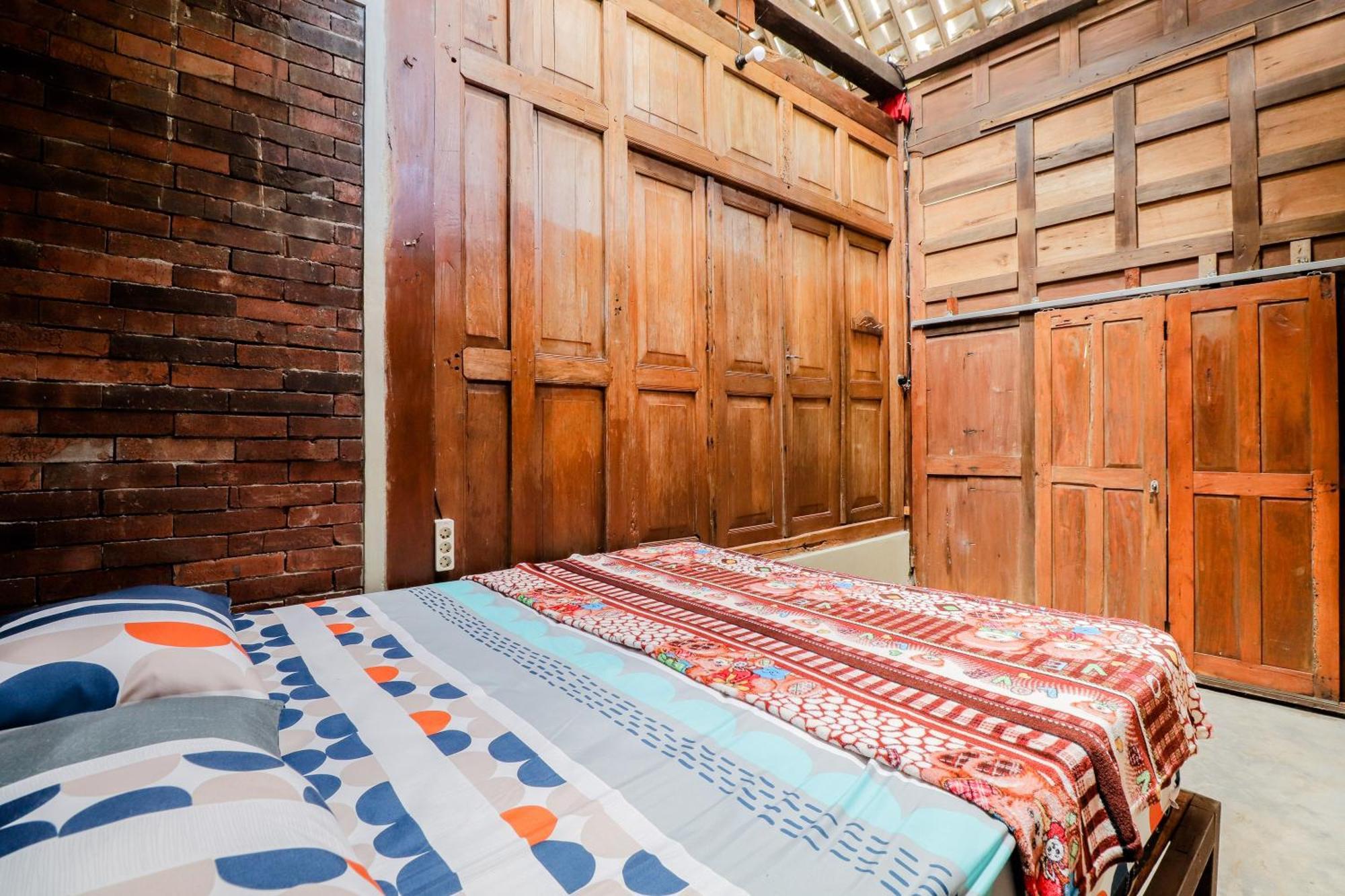 Nurudin House Apartamento Magelang Exterior foto