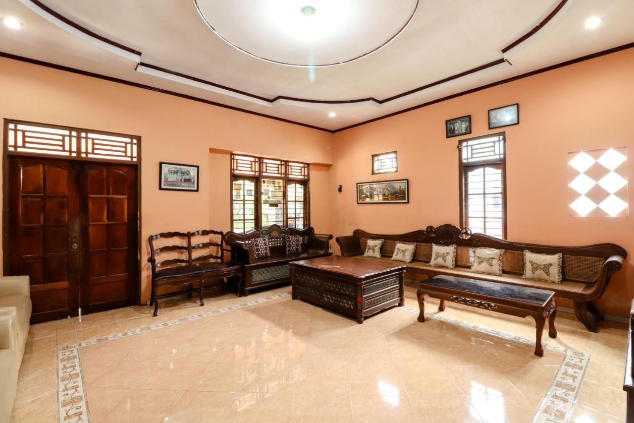 Nurudin House Apartamento Magelang Exterior foto