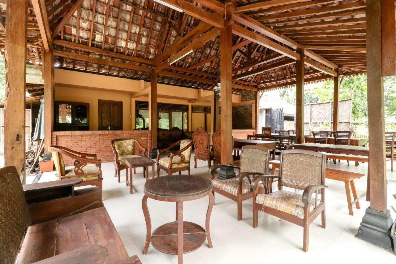 Nurudin House Apartamento Magelang Exterior foto